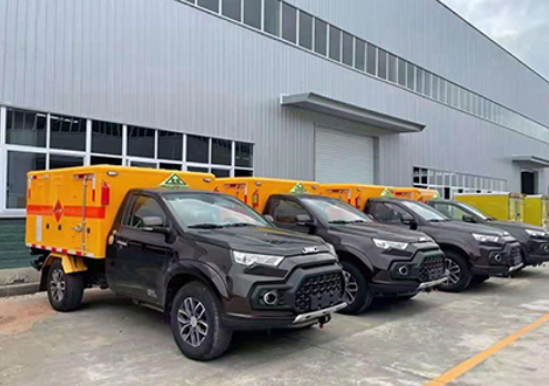 杨浦爆破器材运输车-保障安全与效率的关键