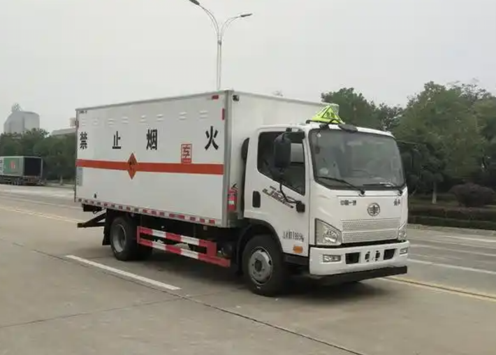 杨浦爆破器材运输车可以上高速吗？